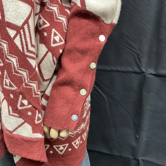 Forever 21 Rust & Tan Aztec Batwing Open Cardigan - Picture 4 of 9